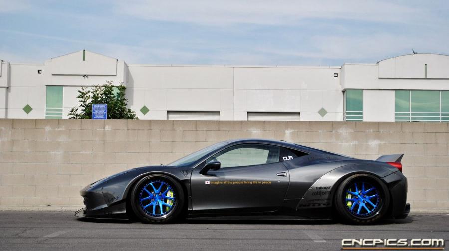  Ferrari 458 Italia by LB Walk Performance 2014 года  (фото 19 из 25)